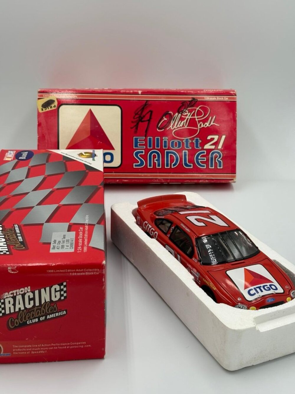 1999 Action 1:24 Elliott Sadler #21 CITGO Supergard Ford Taurus Diecast w/ Box